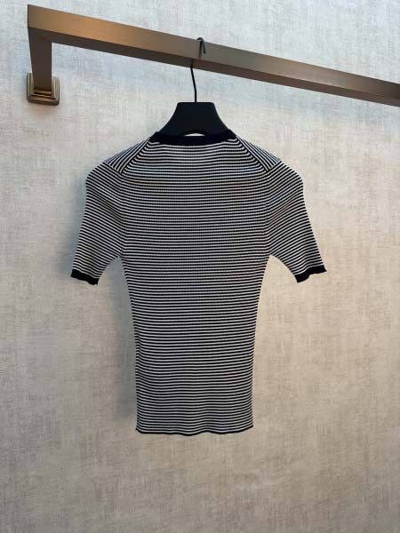 2026年6月16日春夏新作Prada女性半袖 tシャツ高品質人気の商品/YGY工場