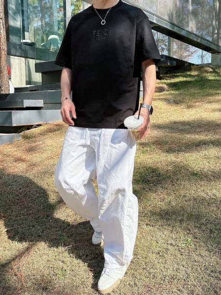 2026年6月25日春夏新作FENDI半袖 tシャツ高品質人気の商品/YGY工場