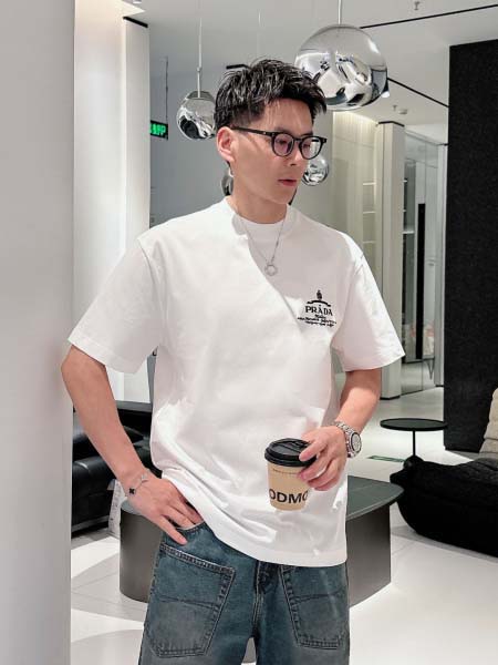 2026年6月25日春夏新作Prada半袖 tシャツ高品質人気の商品/YGY工場