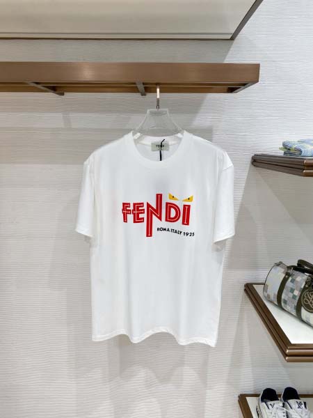 2026年6月2日入荷春夏新作Fendi半袖Tシャツ高品質D...
