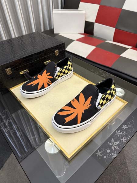 2026年7月13日入荷新品Valentinoカジュアルシューズ/スニーカー｜メンズ靴人気本革製ギフト/誕生日/TL工場