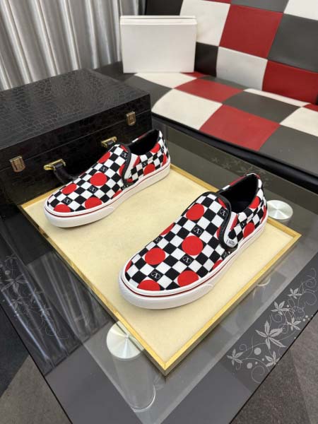 2026年7月13日入荷新品Valentinoカジュアルシューズ/スニーカー｜メンズ靴人気本革製ギフト/誕生日/TL工場