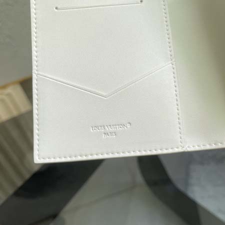 2026年7月19日入荷Louis VuittonM29132 Couvertre Passport10 x 14 x 2.5 高品質新作/誕生日プレゼント/XS工場