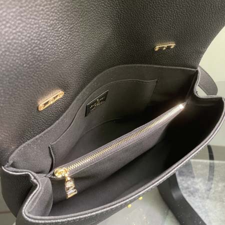 2026年7月19日入荷Louis VuittonM45978 Madeleine BB  Monogram Empreinte  Monogram  S-lock  Pochette Mtis  高品質新作/誕生日プレゼント/XS工場