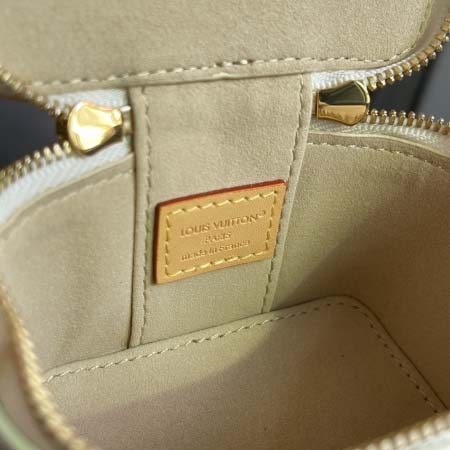 2026年7月19日入荷Louis VuittonM03812   MICRO VANITY  M03772  Micro Vanity  Vanity  Monogram  高品質新作/誕生日プレゼント/XS工場