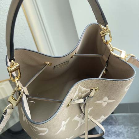 2026年7月19日入荷Louis VuittonM45497 M45555   NoNo  LV  Monogram 26.0 x 26.0 x 17.5   高品質新作/誕生日プレゼント/XS工場