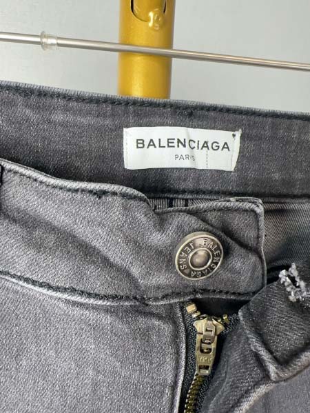 2026年7月29日春夏新作ファッション高品質Balenciagaジーパン luols工場