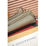 2026年7月1日入荷新品Louis Vuittonカジュアルシューズ/スニーカー｜メンズ靴人気本革製ギフト/誕生日/TL工場