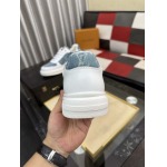 2026年7月1日入荷新品Louis Vuittonカジュアルシューズ/スニーカー｜メンズ靴人気本革製ギフト/誕生日/TL工場