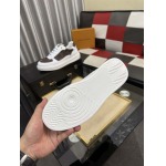 2026年7月1日入荷新品Louis Vuittonカジュアルシューズ/スニーカー｜メンズ靴人気本革製ギフト/誕生日/TL工場