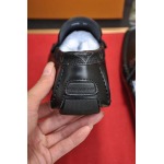 2026年7月1日入荷新品Louis Vuittonカジュアルシューズ/スニーカー｜メンズ靴人気本革製ギフト/誕生日/TL工場