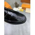 2026年7月3日入荷新品Louis Vuittonカジュアルシューズ/スニーカー｜メンズ靴人気本革製ギフト/誕生日/TL工場