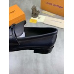 2026年7月3日入荷新品Louis Vuittonカジュアルシューズ/スニーカー｜メンズ靴人気本革製ギフト/誕生日/TL工場