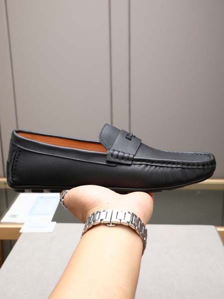 2026年7月3日入荷新品Ferragamoカジュアルシュー...