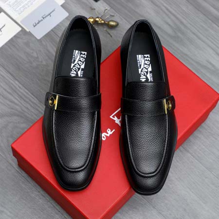 2026年7月6日入荷新品Ferragamoカジュアルシュー...