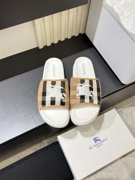 2026年7月7日入荷新品Burberryカジュアルシューズ...