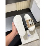 2026年7月7日入荷新品Burberryカジュアルシューズ/スニーカー｜メンズ靴人気本革製ギフト/誕生日/TL工場