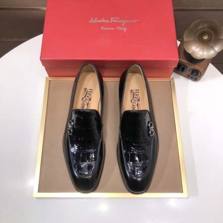 2026年7月7日入荷新品Ferragamoカジュアルシュー...