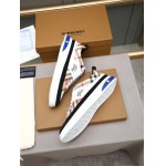 2026年7月7日入荷新品Burberryカジュアルシューズ/スニーカー｜メンズ靴人気本革製ギフト/誕生日/TL工場