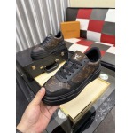 2026年7月7日入荷新品Louis Vuittonカジュアルシューズ/スニーカー｜メンズ靴人気本革製ギフト/誕生日/TL工場