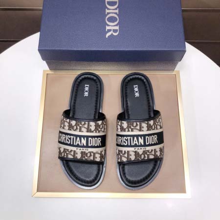 2026年7月7日入荷新品Christian Diorカジュ...