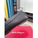2026年7月7日入荷新品Ferragamoカジュアルシューズ/スニーカー｜メンズ靴人気本革製ギフト/誕生日/TL工場