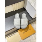 2026年7月7日入荷新品Louis Vuittonカジュアルシューズ/スニーカー｜メンズ靴人気本革製ギフト/誕生日/TL工場