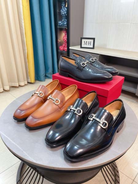 2026年7月11日入荷新品Ferragamoカジュアルシュ...