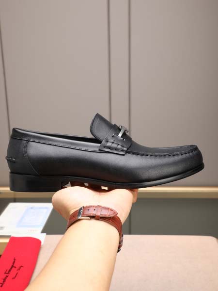 2026年7月13日入荷新品Ferragamoカジュアルシュ...