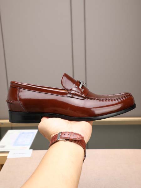 2026年7月13日入荷新品Ferragamoカジュアルシュ...