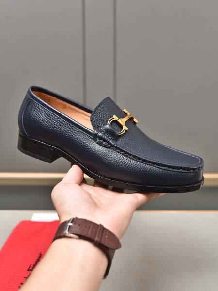 2026年7月13日入荷新品Ferragamoカジュアルシュ...