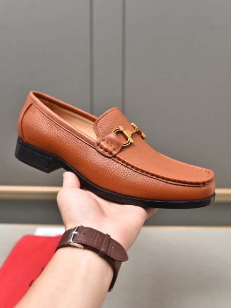 2026年7月13日入荷新品Ferragamoカジュアルシュ...