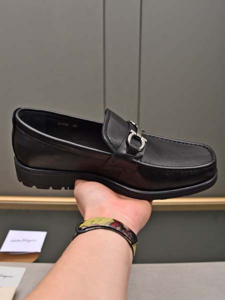 2026年7月13日入荷新品Ferragamoカジュアルシュ...