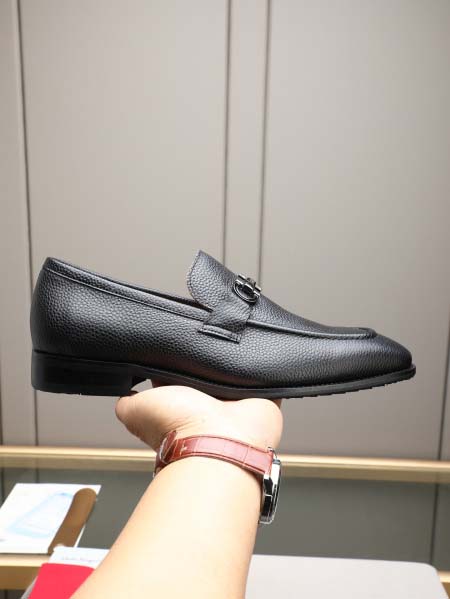 2026年7月13日入荷新品Ferragamoカジュアルシュ...