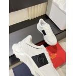 2026年7月16日入荷新品VALENTINOカジュアルシューズ/スニーカー｜メンズ靴人気本革製ギフト/誕生日/TL工場