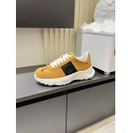 2026年7月16日入荷新品VALENTINOカジュアルシューズ/スニーカー｜メンズ靴人気本革製ギフト/誕生日/TL工場