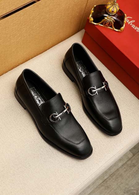 2026年7月16日入荷新品Ferragamoカジュアルシュ...