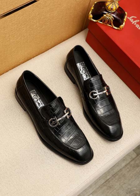 2026年7月16日入荷新品Ferragamoカジュアルシュ...