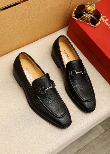 2026年7月16日入荷新品Ferragamoカジュアルシュ...