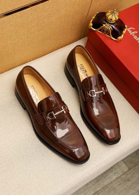 2026年7月16日入荷新品Ferragamoカジュアルシュ...