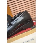2026年7月17日入荷新品Louis Vuittonカジュアルシューズ/スニーカー｜メンズ靴人気本革製ギフト/誕生日/TL工場
