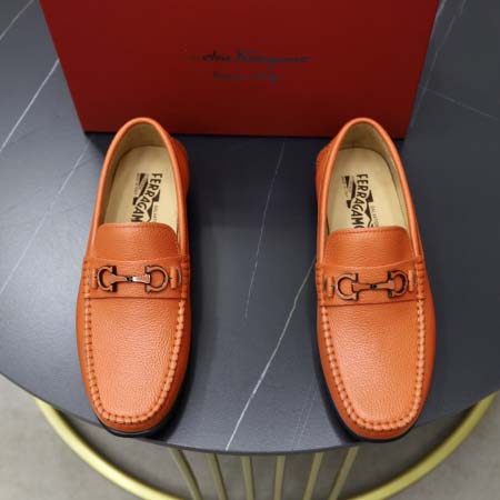2026年7月17日入荷新品Ferragamoカジュアルシュ...
