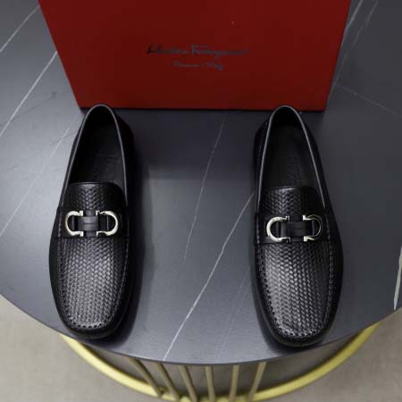 2026年7月17日入荷新品Ferragamoカジュアルシュ...