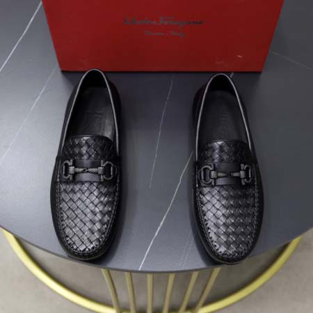 2026年7月17日入荷新品Ferragamoカジュアルシュ...