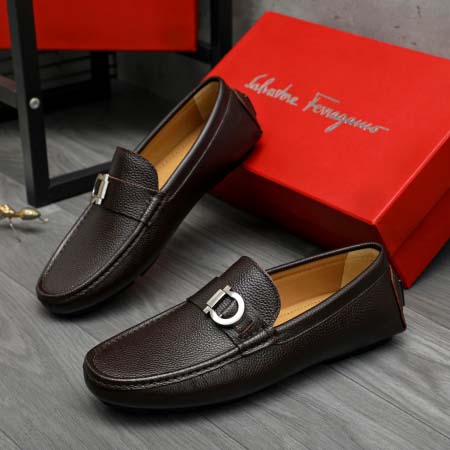 2026年7月17日入荷新品Ferragamoカジュアルシュ...