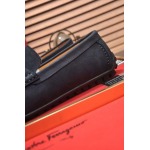 2026年7月18日入荷新品Ferragamoカジュアルシューズ/スニーカー｜メンズ靴人気本革製ギフト/誕生日/TL工場