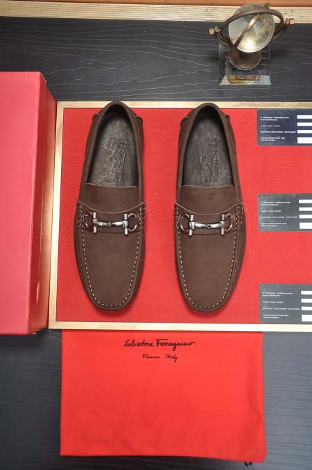 2026年7月18日入荷新品Ferragamoカジュアルシュ...
