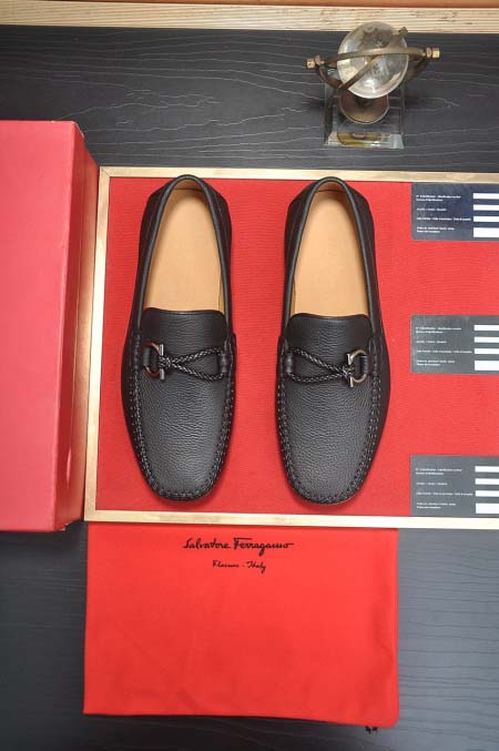 2026年7月18日入荷新品Ferragamoカジュアルシュ...