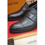 2026年7月18日入荷新品Louis Vuittonカジュアルシューズ/スニーカー｜メンズ靴人気本革製ギフト/誕生日/TL工場