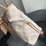 2026年7月19日入荷Louis VuittonM27521Neverfull MM   Neverfull MMLVMonogram Blossoms 高品質新作/誕生日プレゼント/XS工場